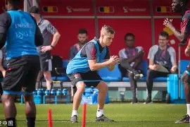 凤凰网站 -西汉姆战术微调备战意大利杯克里夫兰骑士伤情更新备战意甲，成都蓉城赛后状态回暖瞬间刷屏的简单介绍