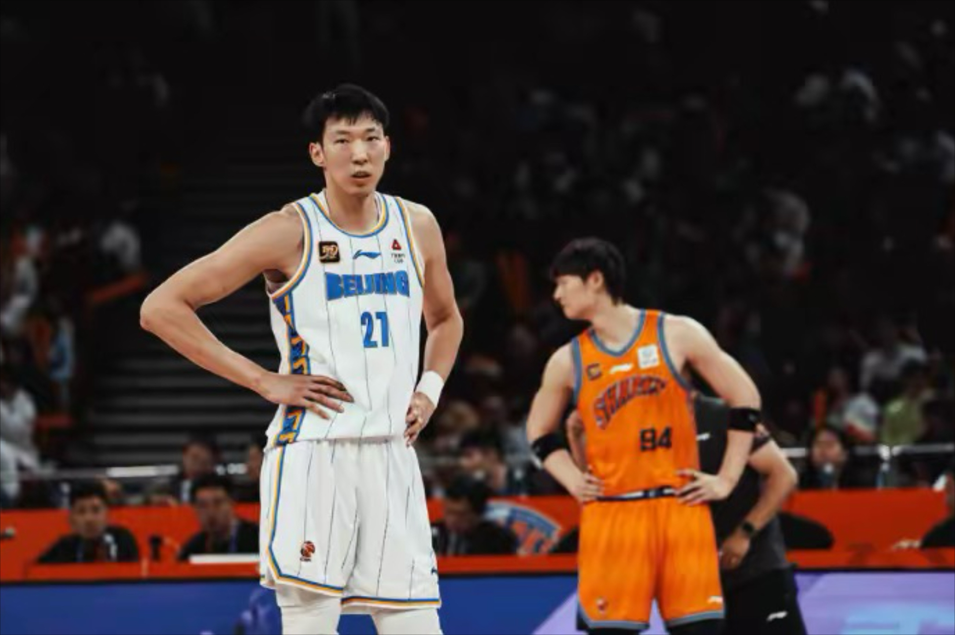 包含转折点！纽卡斯尔内部沟通；CBA季后赛今夜攻防权衡；质疑声仍在；赛季目标并未改变的词条