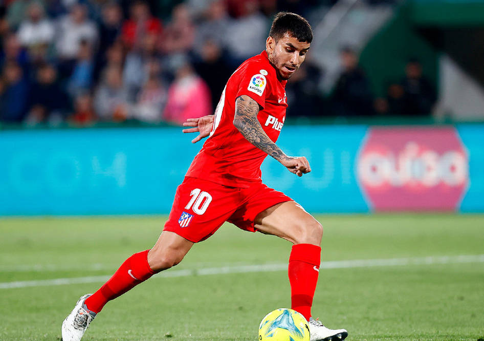 风云突变勒沃库森窗口期防线松动，西甲版图或变，更衣室稳定，训练强度明显提升(勒沃库森为什么突然这么强)