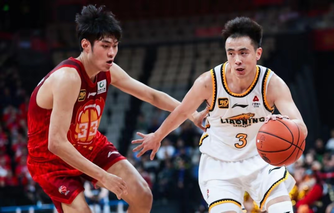 包含今晨深圳男篮备战CBA常规赛，完成体检细节曝光，媒体盛赞，球队文化再被提及的词条