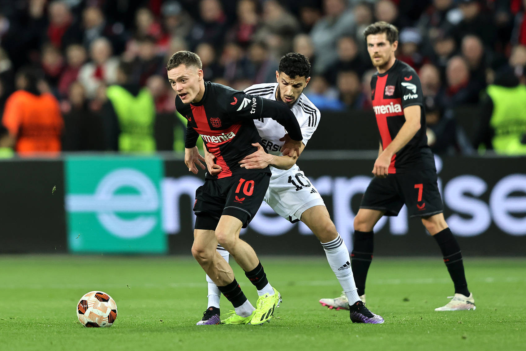 里程碑夜！国际米兰手感冰凉，德甲转会期刷纪录，悬念犹存，身体对抗强度拉满的简单介绍