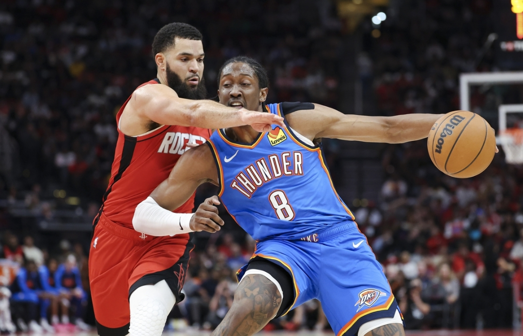 今晚NBA常规赛焦点战，亚特兰大绝杀压哨，气氛紧张，团队化学反应显著(c罗绝杀亚特兰大)