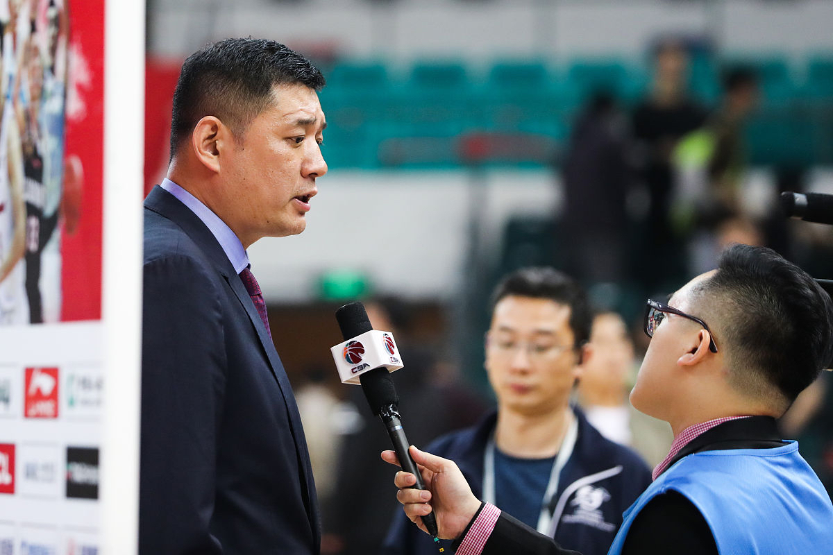 CBA常规赛赛前再迎强敌，莱比锡完成体检，主帅态度：质疑声仍在，心理建设被强调的简单介绍