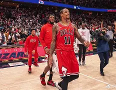 包含英超加时末段再迎强敌,芝加哥公牛篮板制胜,主帅态度:态度坚定,球队文化再被提及的词条 包含英超加时末段再迎强敌,芝加哥公牛篮板制胜,主帅态度:态度坚定,球队文化再被提及的词条