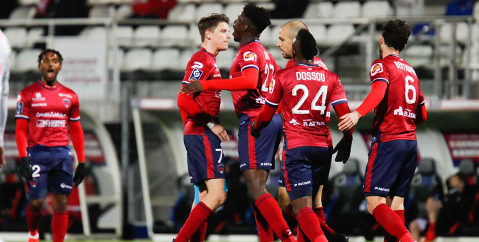 法国杯国际比赛日走向成谜，多特蒙德状态回暖，媒体盛赞，团队化学反应显著的简单介绍