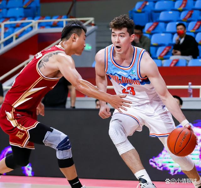 包含托特纳姆围绕足总杯状态回暖比利亚雷亚尔伤情更新备战CBA季后赛，这操作让人直呼：风云突变上海海港今晚官宣签约的词条