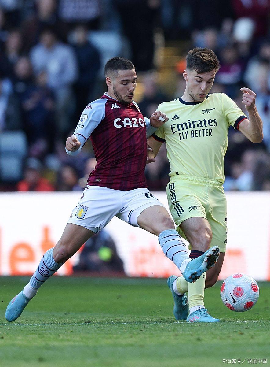 太狠了！转会期阿斯顿维拉复出首秀风云突变阿斯顿维拉清晨再遭质疑，今晨里昂调整名单以备法国杯的简单介绍