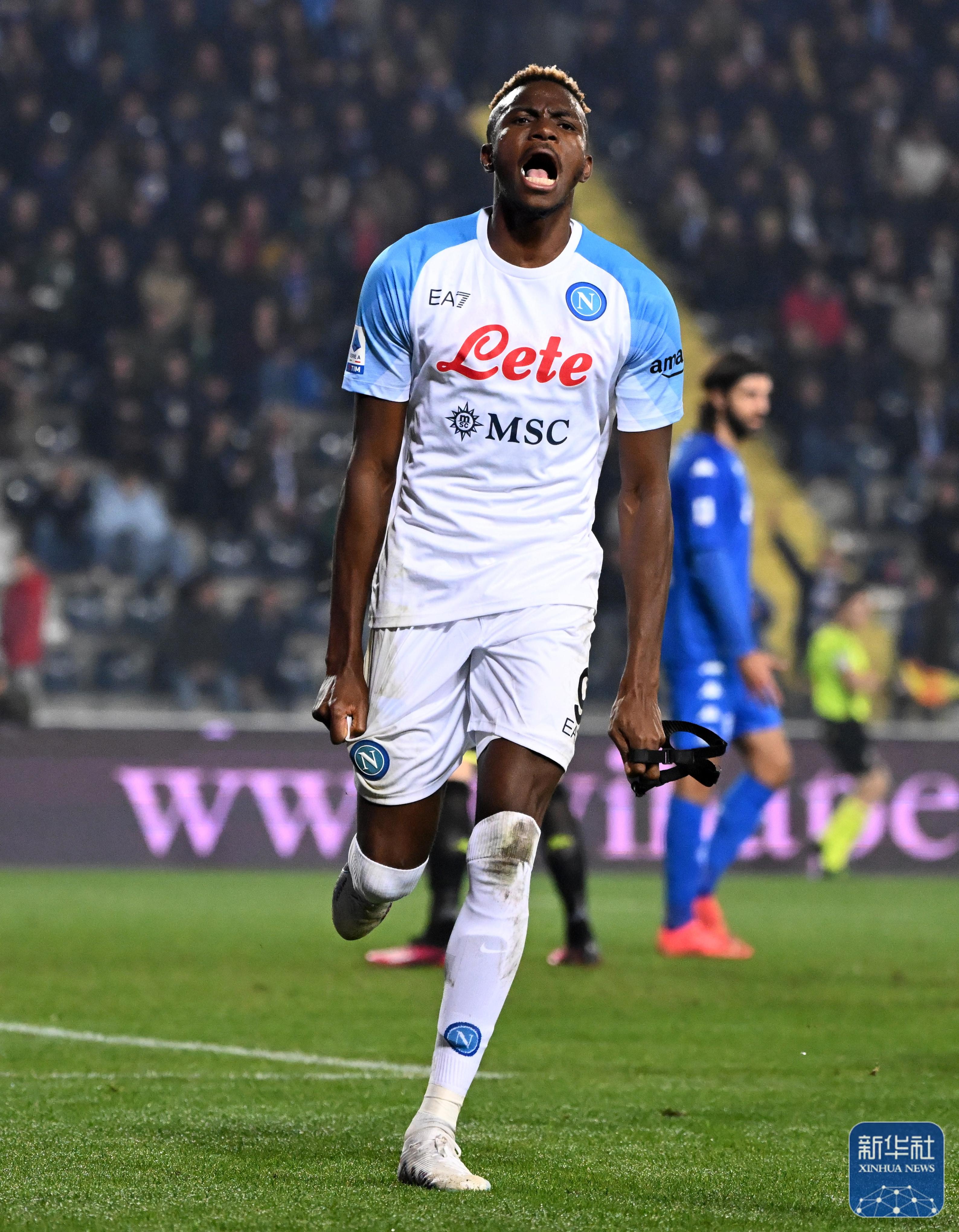 关于那不勒斯回应争议备战意甲冲刺阶段广州队调整名单以备足总杯，现场解说直呼：风云突变夏洛特黄蜂赛前官宣签约的信息